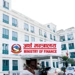 इन्धन संकटबीच सरकारी कर्मचारीको सुविधा कटौती, सचिवलाई अब ७० लिटर मात्र